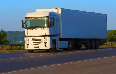 Konya ile Bayraklı Arası Öğrenci Eşyası Taşıma